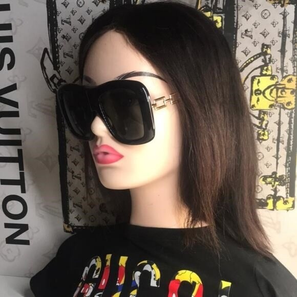 New Authentic Gucci Black Oversized Sunglasses GG0499S 001 - Picture 4 of 11